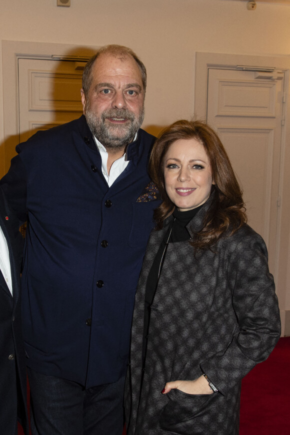 Exclusif - Eric Dupond-Moretti et sa compagne Isabelle Boulay au théâtre de la Madeleine à Paris © Pierre Perusseau/Bestimage