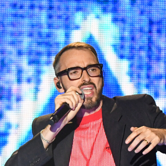 Exclusif -Christophe Willem - Enregistrement de l'émission "La Chanson de l'Année 2022" à Toulon, diffusée le 4 juin sur TF1. © Bruno Bebert-Jean-René Santini / Bestimage 