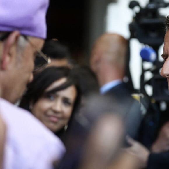 Le président français Emmanuel Macron se rend dans un DOJO solidaire à Clichy-sous-Bois pour un déplacement consacré à la place du sport et la pratique sportive, le 8 juini 2022.© Stéphane Lemouton/Bestimage
