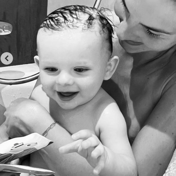 Camille Lacourt en famille sur Instagram