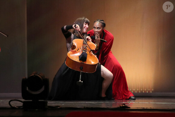Exclusif - Spectacle événement de la chanteuse Imany "Voodoo Cello" au Grand Rex à Paris le 09 Juin 2022. © Bertrand Rindoff / Bestimage 