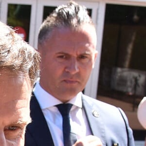 Le président Emmanuel Macron a voté au Touquet pour le premier tour des élections législatives le 12 juin 2022. © Giancarlo Gorassini / Bestimage 