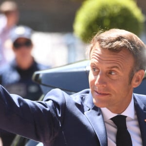 Le président Emmanuel Macron a voté au Touquet pour le premier tour des élections législatives le 12 juin 2022. © Giancarlo Gorassini / Bestimage 