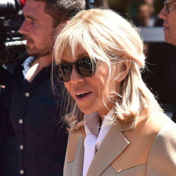 Brigitte Macron - Le président Emmanuel Macron a voté au Touquet pour le premier tour des élections législatives le 12 juin 2022. © Giancarlo Gorassini / Bestimage 