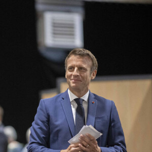 La première dame Brigitte Macron - Le président Emmanuel Macron a voté au Touquet pour le premier tour des élections législatives le 12 juin 2022. © Eliot Blondet / Pool / Bestimage 