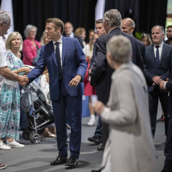 Le président Emmanuel Macron a voté au Touquet pour le premier tour des élections législatives le 12 juin 2022. © Eliot Blondet / Pool / Bestimage 