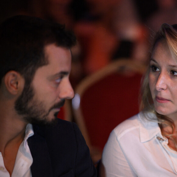 Marion Maréchal et Vincenzo Sofo lors de la "Convention de la Droite" à Paris le 28 septembre 2019