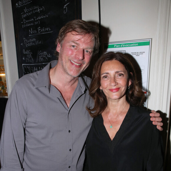 Exclusif - Valérie Karsenti et son mari François Feroleto - " Une soirée en Absurdie ", organisée par Stéphane de Groodt au profit de l'association AMC France-Ukraine au Théâtre de l'Oeuvre à Paris le 10 Mai 2022. © Bertrand Rindoff / Bestimage