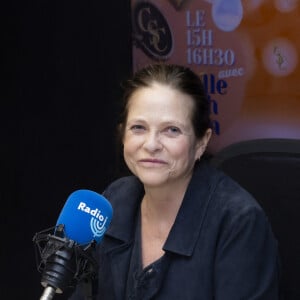 Exclusif - Charlotte Valandrey - Enregistrement de l'émission "CS Cohen" sur Radio J à Paris. Le 12 avril 2022 © Jack Tribeca / Bestimage