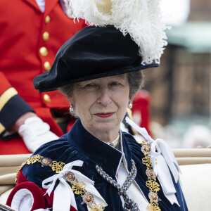 La princesse Anne lors de la cérémonie de l'ordre de la Jarretière à la chapelle Saint-Georges du château de Windsor. Cette année pour la première fois Camilla Parker Bowles, duchesse de Cornouailles, a été investie comme nouveau chevalier de l'ordre de la Jarretière par la reine et a pu participer à la procession au côté du prince Charles. Londres, la 13 juin 2022. 