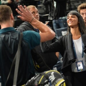 Shy'm (Tamara Marthe) et son petit-ami Benoît Paire - La chanteuse Shy'm (Tamara Marthe) encourage son petit-ami Benoît Paire lors du tournoi BNP Paribas Masters à l'Accor Hotels Arena à Paris le 3 novembre 2015. Malgré les encouragements de sa dulcinée, Benoît Paire à été éliminé par Gilles Simon au 2e tour du BNP Paribas Masters (6-4, 4-6, 6-1). © Veeren / Bestimage