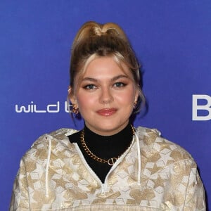 Louane - Avant Première de " Belle " film animé japonais au Grand Rex à Paris le 6 décembre 2021 . © Veeren / Bestimage 