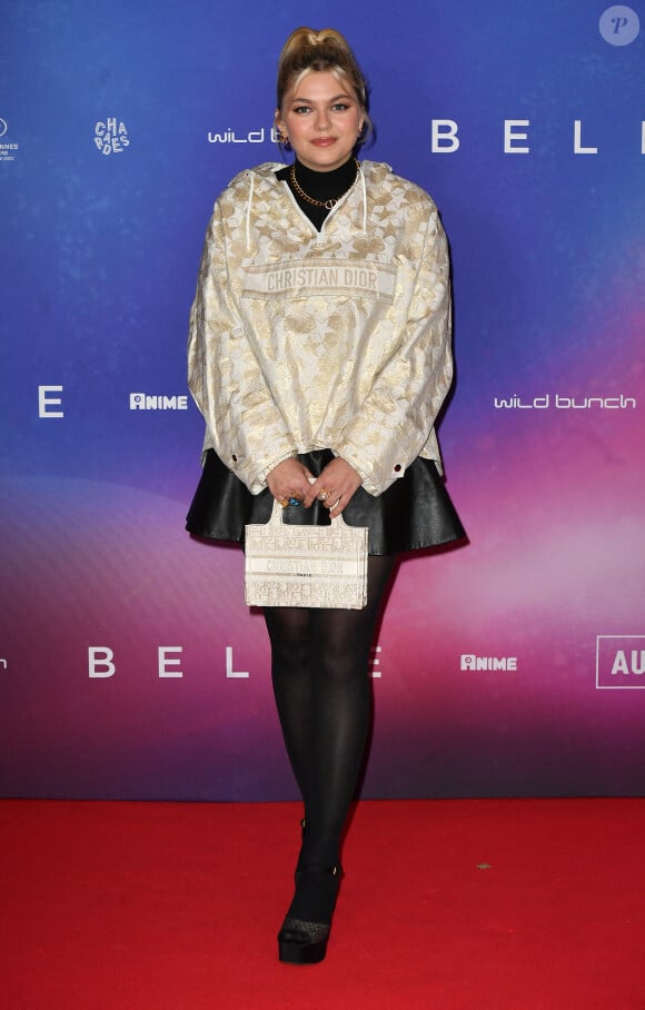 Louane - Avant Première de " Belle " film animé japonais au Grand Rex à Paris le 6 décembre 2021 . © Veeren / Bestimage 