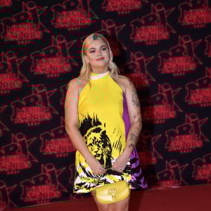 Louane Emera lors de la 23ème édition des NRJ Music Awards 2021 au Palais des Festivals de Cannes, le 20 novembre 2021. © Rachid Bellak/Bestimage 