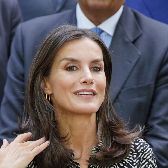 La reine Letizia d'Espagne à son arrivée à la réunion du conseil d'administration de la "Residencia de Estudiantes", la plus haute instance dirigeante de cette institution, l'une des plus prestigieuses d'Espagne centres culturels les plus importants, à Madrid, Espagne, le 17 juin 2022. 