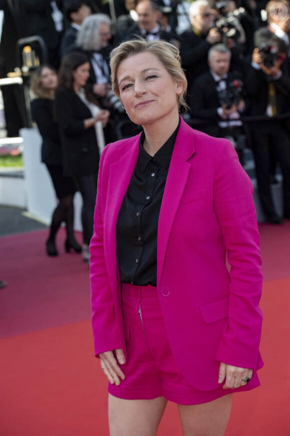 Anne-Elisabeth Lemoine lors de la montée des marches de la cérémonie de clôture du 72ème Festival International du Film de Cannes, le 25 mai 2019. 