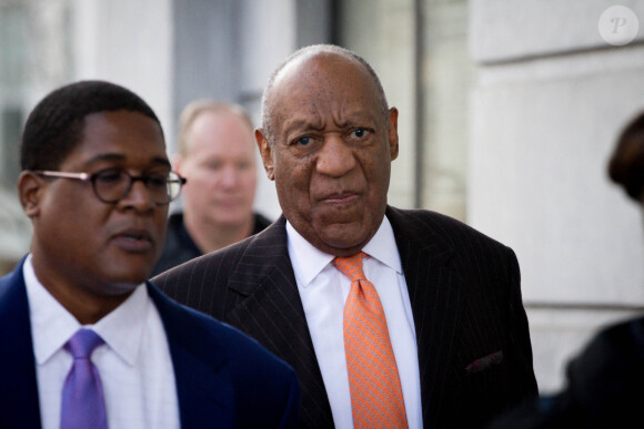Bill Cosby arrive au tribunal pour le deuxième jour de son procès pour son agression sexuelle à Norristown, Pennsylvanie, Etats-Unis, le 10 avril 2018.