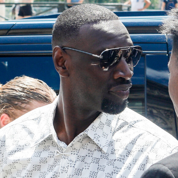 Omar Sy - Défilé de mode Homme printemps-été Louis Vuitton dans la Cour Carrée du Louvre à Paris. © Veeren-Clovis/Bestimage