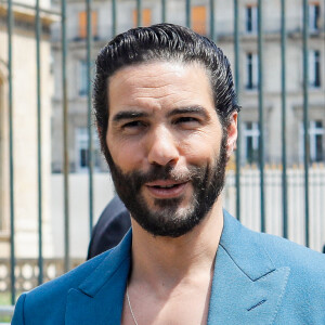 Tahar Rahim - Défilé de mode Homme printemps-été 2023 Louis Vuitton dans la Cour Carrée du Louvre à Paris, le 23 juin 2022. © Veeren-Clovis/Bestimage