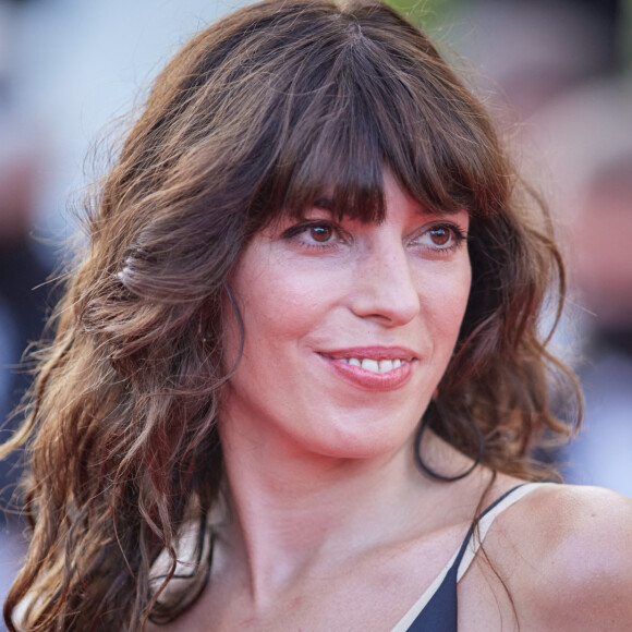 Lou Doillon - Montée des marches du film "Annette" lors de la cérémonie d'ouverture du 74e Festival de Cannes. © Borde-Jacovides-Moreau / Bestimage