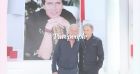 Didier Barbelivien rend hommage à Eric Charden face à "l'Irréductible" Jérôme Commandeur