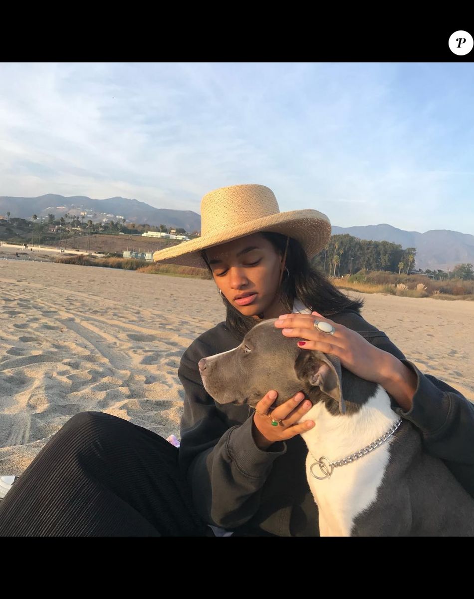 Selly, la fille d'Omar Sy, pose sur Instagram.