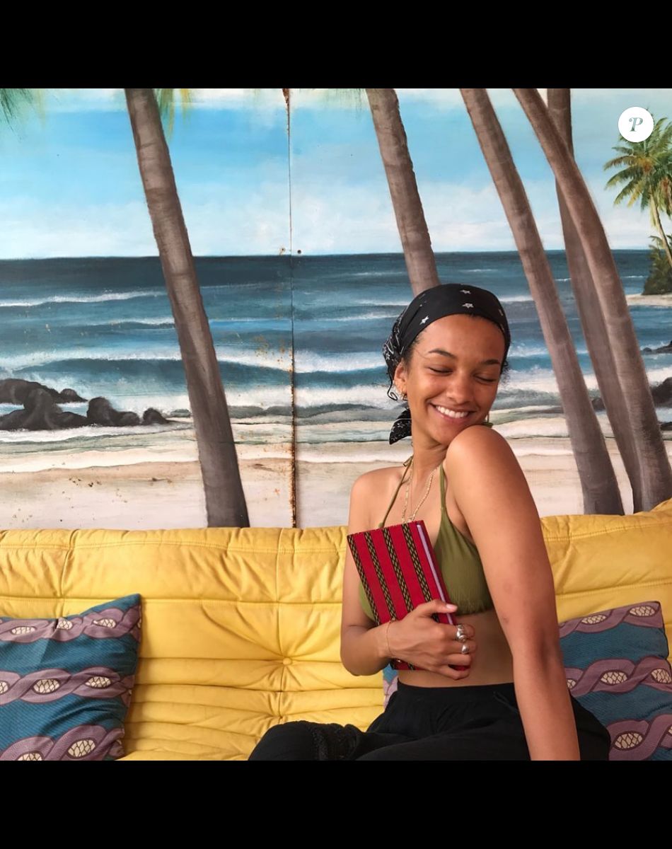 Selly, la fille d'Omar Sy, pose sur Instagram.