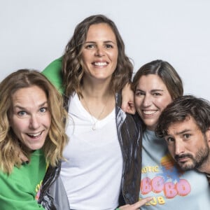 Exclusif - Laure Manaudou, entourée de Aurélie Arne et Emilie Bordes, Jérémy Frérot - Backstage - Enregistrement de l'émission "La Chanson secrète 11" à Paris, diffusée le 24 juin sur TF1.