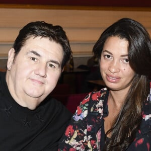 Pierre Ménès et sa femme Mélissa Acosta au Théâtre de Paris , à Paris le 29 mai 2018 © Romual Meigneux-Pierre Perusseau / Bestimage 