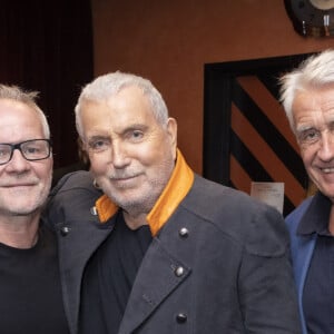 Exclusif - Thierry Frémaux et Gilbert Coullier autour de Bernard Lavilliers - Backstage du concert de Bernard Lavilliers à l'Olympia à Paris le 16 juin 2022. © Jack Tribeca / Bestimage 