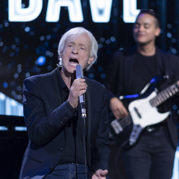 Le chanteur Dave - Tournage de l'émission "La Fine Equipe de Pierre Palmade", diffusée le 25 juin sur France 2 © Cyril Moreau-Tiziano Da Silva / Bestimage