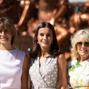 La reine Letizia d'Espagne, Jill Biden, Begona Gomez - Les concubins des chefs d'État de l'OTAN visitent le Palais Royal de La Granja de San Ildefonso au Real Sitio de San Ildefonso à Ségovie dans le cadre du 32ème Sommet de l'OTAN en Espagne, le 29 juin 2022. 