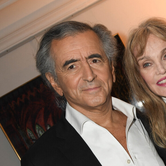 Bernard-Henri Lévy (BHL) et sa femme Arielle Dombasle - People à la générale de la pièce de Bernard-Henri Levy, "Looking For Europe" au théâtre Antoine à Paris le 21 mai 2019. © Coadic Guirec/Bestimage 