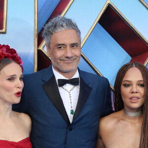 Natalie Portman, Taika Waititi, Tessa Thompson - Première du film "Thor: Love and Thunder" à Londres, le 5 juillet 2022.