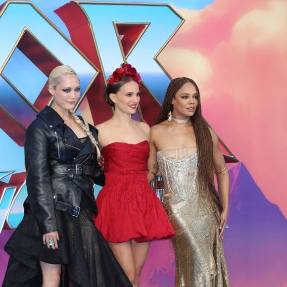 Pom Klementieff, Natalie Portman, Tessa Thompson à la première du film "Thor: Love and Thunder" à Londres, le 5 juillet 2022. 