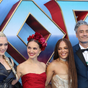 Pom Klementieff, Natalie Portman, Tessa Thompson à la première du film "Thor: Love and Thunder" à Londres, le 5 juillet 2022. 