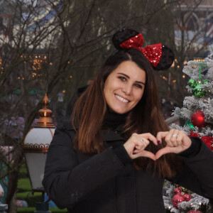 Karine Ferri - Les célébrités fêtent Noël à Disneyland Paris en novembre 2021. © Disney via Bestimage
