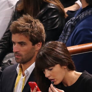 Nolwenn Leroy et Arnaud Clement assistent a l'Open Masters 1000 de Tennis Paris Bercy le 1er novembre 2013.