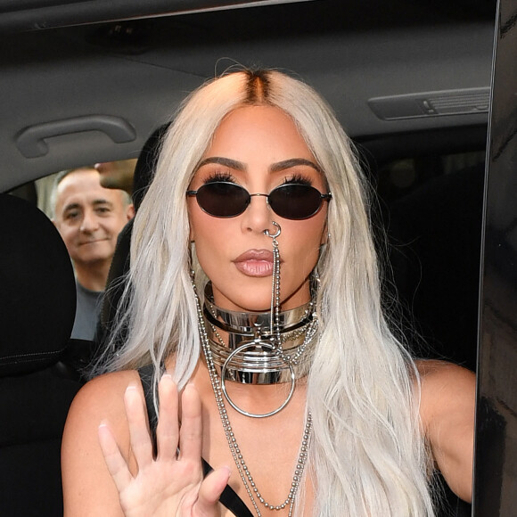 Kim Kardashian - Kim Kardashian, sa fille North West et sa mère Kris Jenner arrivent au défilé de mode Haute-Couture automne-hiver 2022-2023 "Jean-Paul Gaultier" au 325 rue Saint-Martin à Paris, France, le 6 juillet 2022. © Veeren-Clovis/Bestimage 