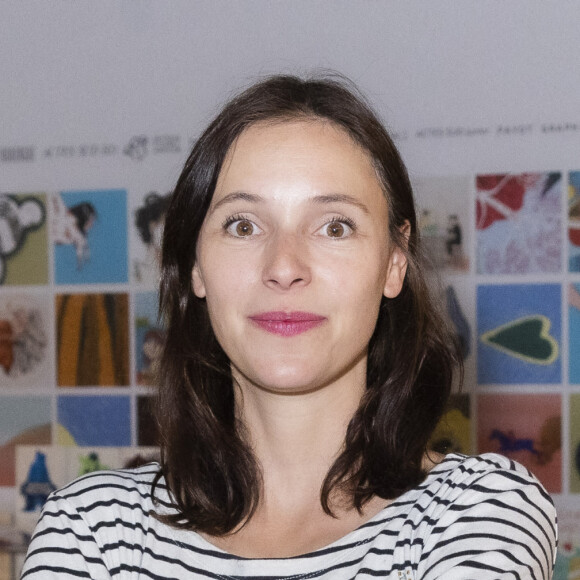 Lolita Séchan au Festival du Livre de Paris au Grand Palais éphémère à Paris, France, le 23 avril 2022. © Jack Tribeca/Bestimage