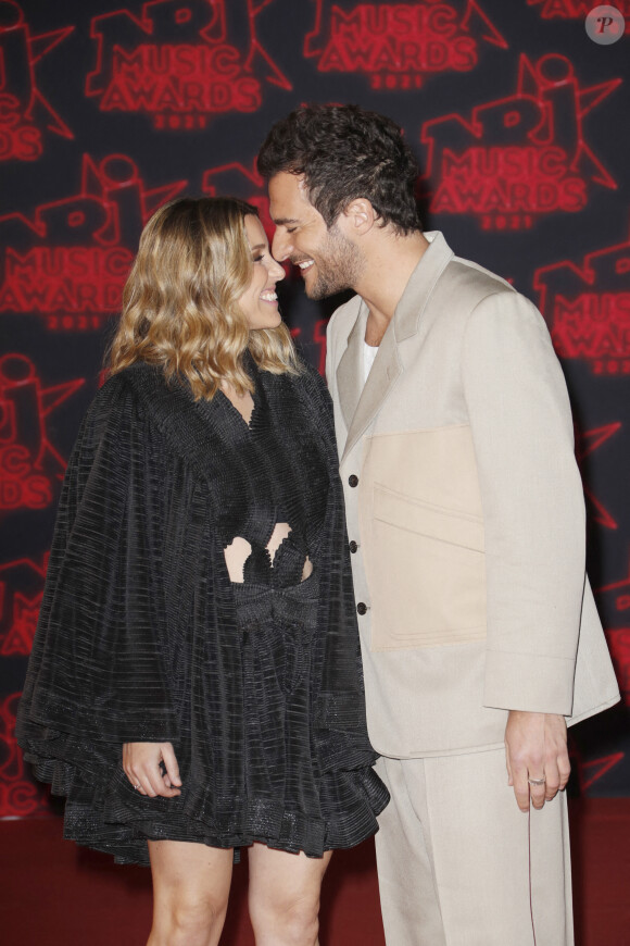 Amir et sa femme Lital lors de la 23ème édition des NRJ Music Awards 2021 au Palais des Festivals de Cannes, le 20 novembre 2021. © Christophe Aubert via Bestimage 