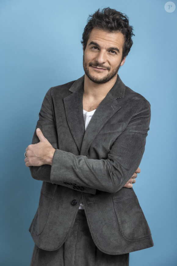 Amir Haddad - Backstage de l'émission "Tout le monde chante contre le cancer" au Palais des Congrès à Paris.