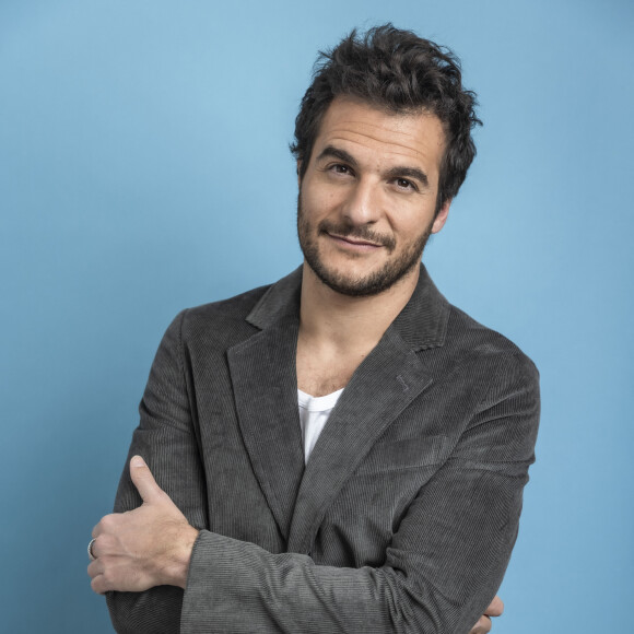 Amir Haddad - Backstage de l'émission "Tout le monde chante contre le cancer" au Palais des Congrès à Paris.