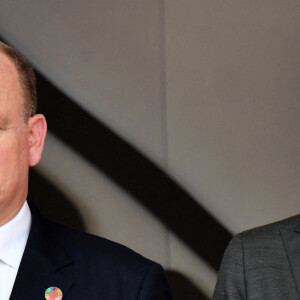 Le prince Albert II de Monaco et la princesse Charlene - Remise des prix du championnat du "Monaco ePrix" à Monaco. Le 30 avril 2022 © Bruno Bebert / Bestimage 