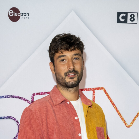 Jérémy Frérot - Photocall et Backstage de l'événement musical "RFM Music Show" édition spéciale pour les 40 ans de la célèbre radio au Palais des Sports de Levallois-Perret et avec le retour des lives. Ce concert exceptionnel sera retransmis sur C8 le mercredi 30 juin. Émission présentée par B.Montiel et L.Rétory. Levallois-Perret le 26 juin 2021 © Veeren Ramsamy - Pierre Perusseau / Bestimage