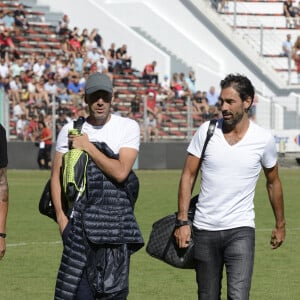 Zinedine Zidane et Robert Pirès - Match amical de football entre le RC Toulon et l'équipe de France 98 au stade Mayol à Toulon, au profit de l'association de Pascal Olmeta " Un sourire, un espoir pour la vie". Une mi-temps était dédiée au rugby et l'autre au football. Le 28 juillet 2015