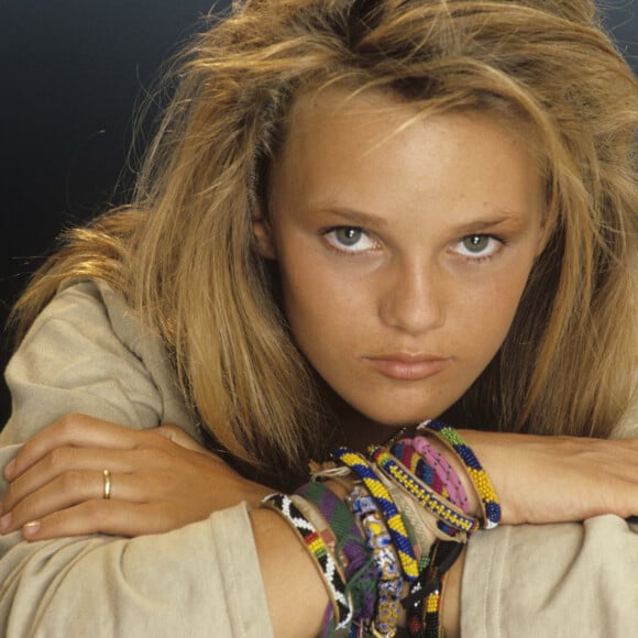 Vanessa Paradis en rendez-vous en juillet 1987 à Paris. © Michel Marizy via Bestimage