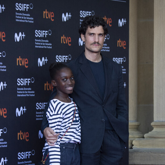 Louis Garrel et sa fille Oumy (Céline) - Première du film "La croisade" lors du 69ème Festival International du Film de San Sebastian. Le 18 septembre 2021.