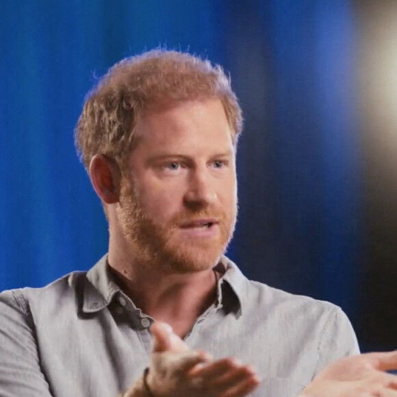 Le prince Harry réalise une série d'interviews sur le thème de la santé mentale avec Chloe Kim, Adam M.Grant et Blu Mendoza dans le cadre d'un film promotionnel pour sa start-up caritative "Better Up". © JLPPA/Bestimage 