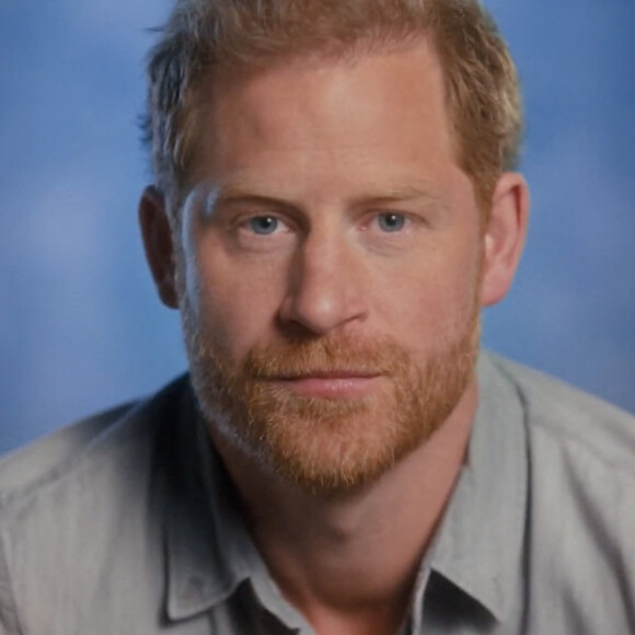 Le prince Harry réalise une série d'interviews sur le thème de la santé mentale avec Chloe Kim, Adam M.Grant et Blu Mendoza dans le cadre d'un film promotionnel pour sa start-up caritative "Better Up". © JLPPA/Bestimage 